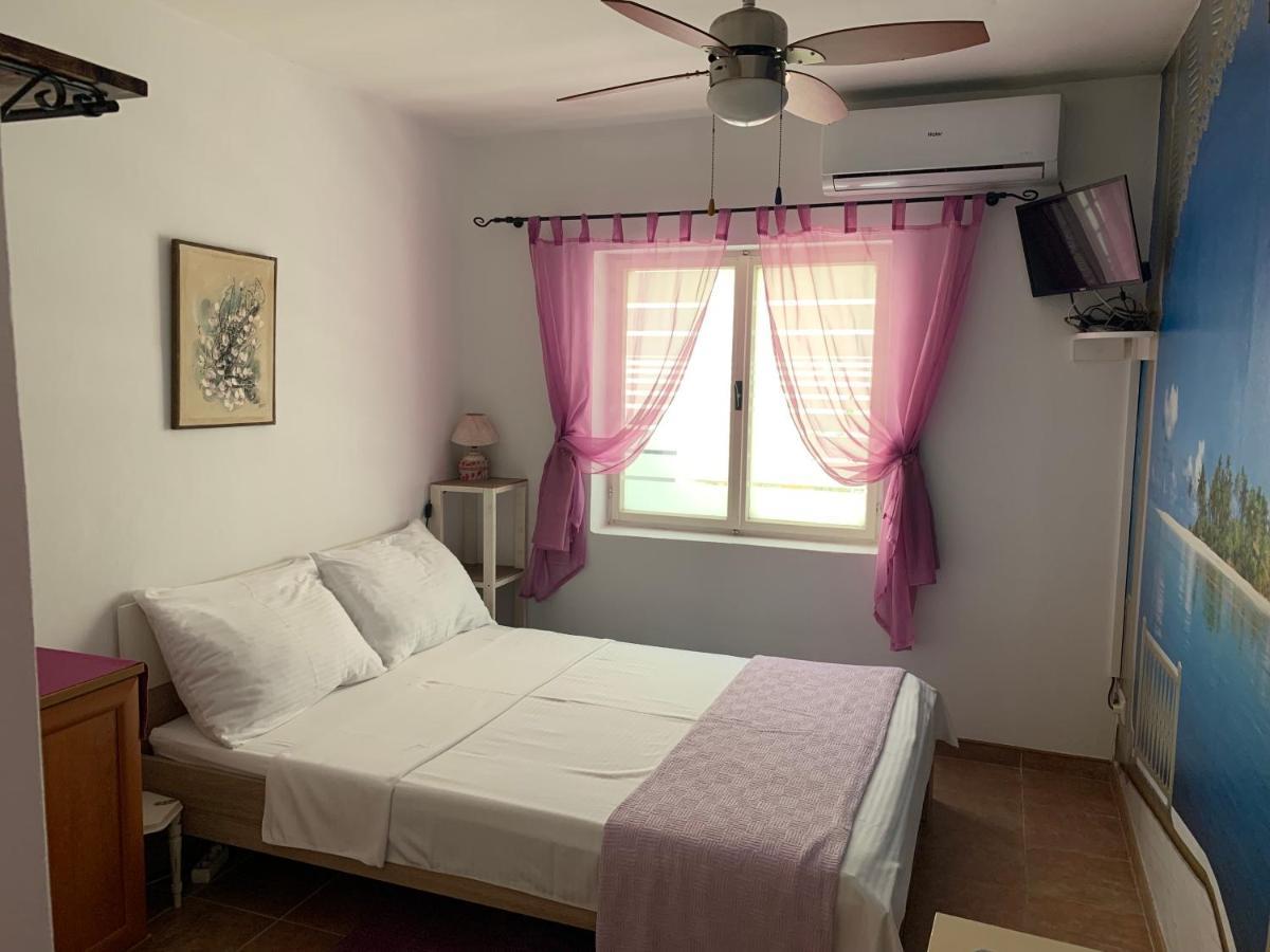 Apartments Rubis Rovanjska Bagian luar foto